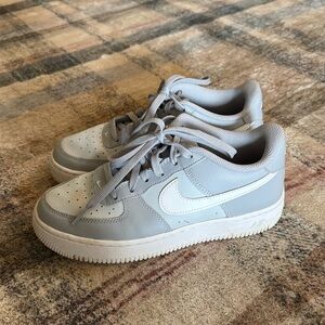 Nike AirForce 1 - Youth size 5
